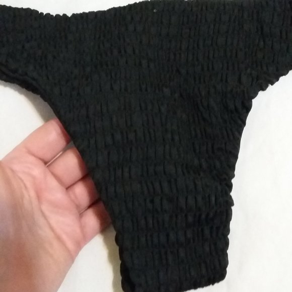5/$25 US size 6 Zaful black bikini - Picture 3 of 7